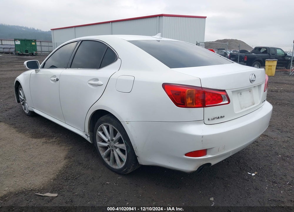 2009 LEXUS IS 250 VIN: JTHCK262895027991
