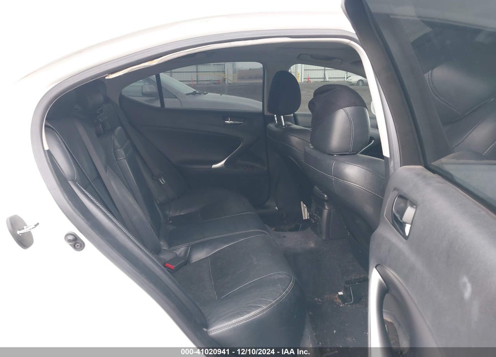 2009 LEXUS IS 250 VIN: JTHCK262895027991