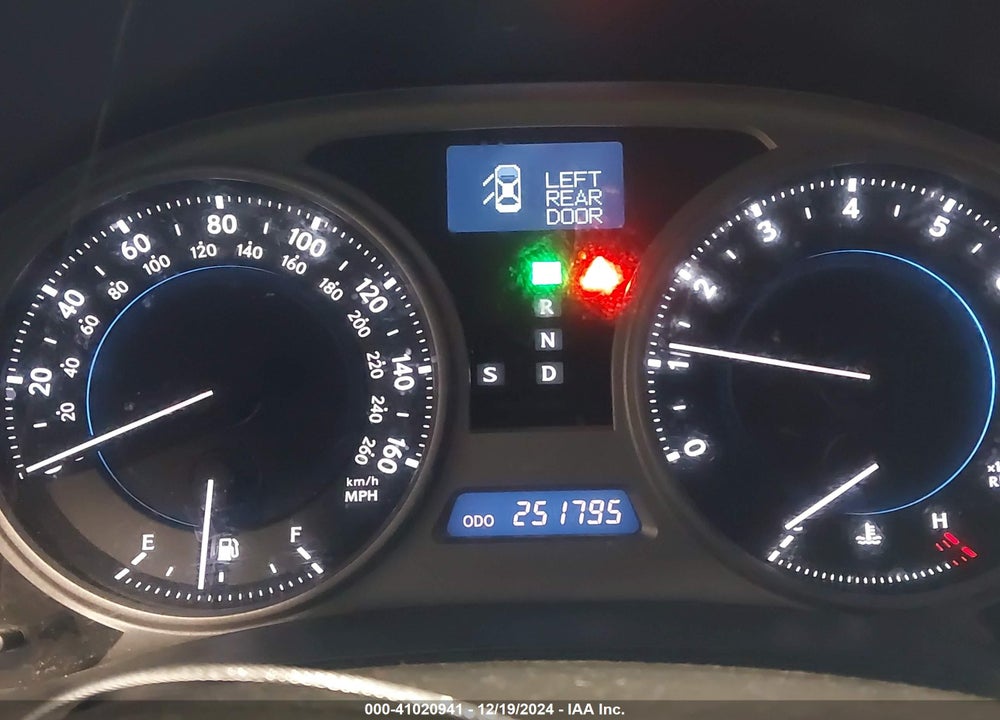 2009 LEXUS IS 250 VIN: JTHCK262895027991