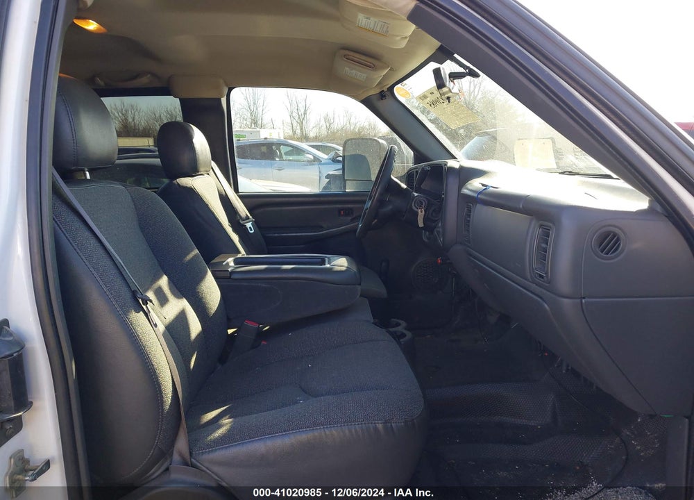 2006 CHEVROLET SILVERADO VIN: 1GCEC19V36Z261175