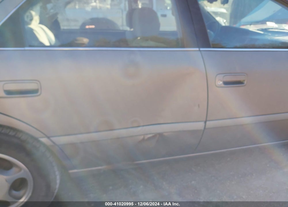 2000 TOYOTA CAMRY CE VIN: 4T1BG22K1YU013449