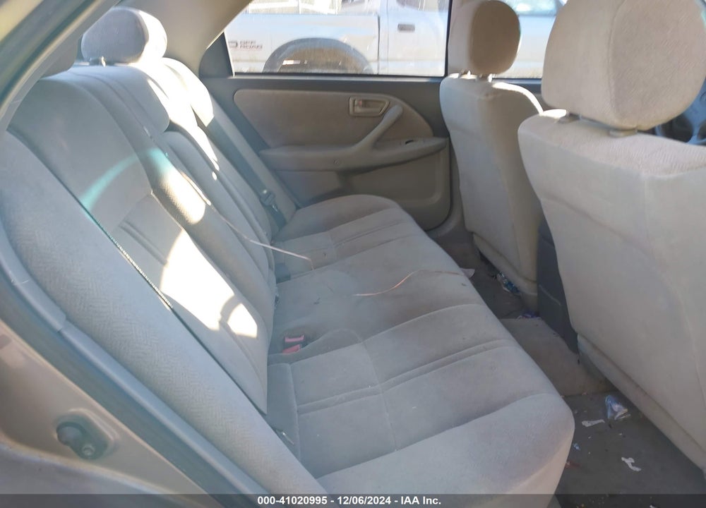 2000 TOYOTA CAMRY CE VIN: 4T1BG22K1YU013449