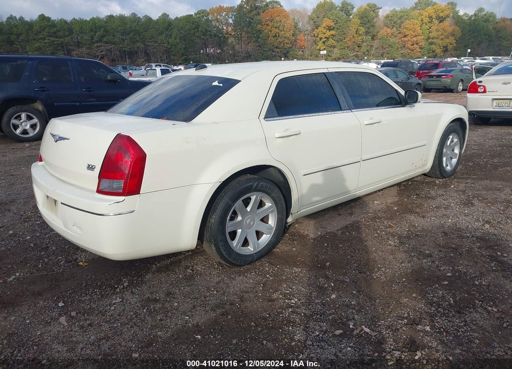 2005 CHRYSLER 300 TOURING VIN: 2C3JA53G55H543469