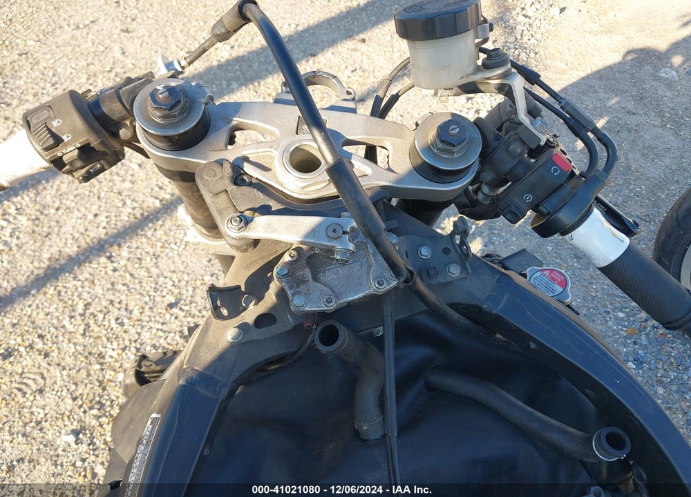 2008 HONDA CBR1000 RR VIN: JH2SC59018M002335