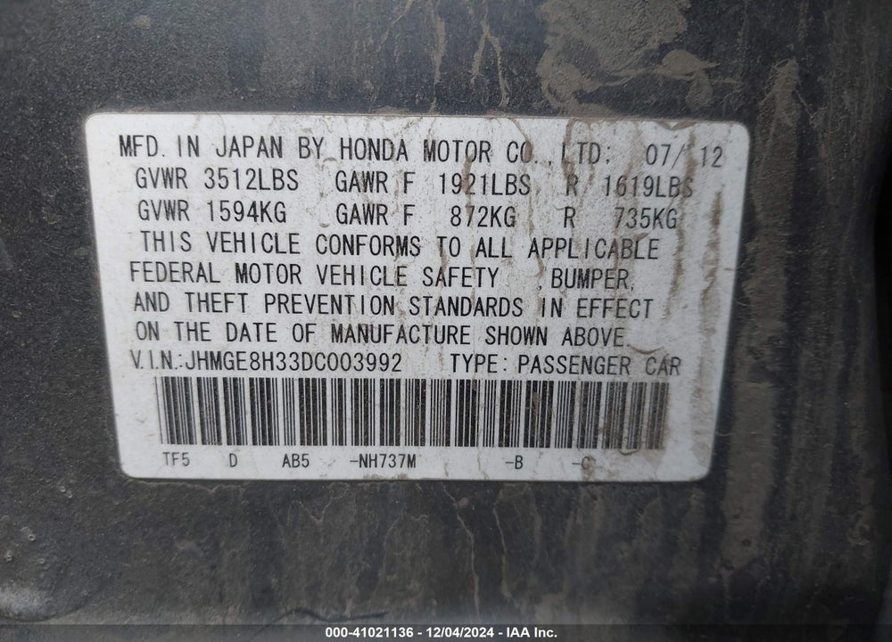 2013 HONDA FIT VIN: JHMGE8H33DC003992