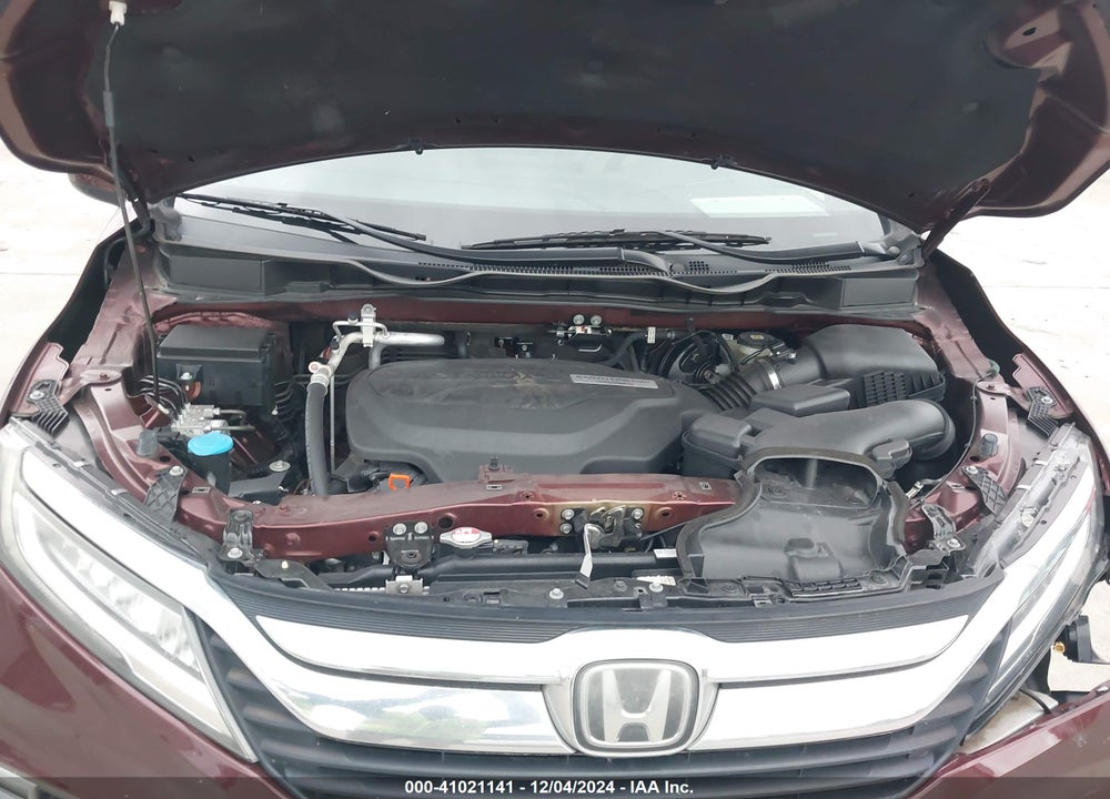 2018 HONDA ODYSSEY TOURING VIN: 5FNRL6H85JB026592
