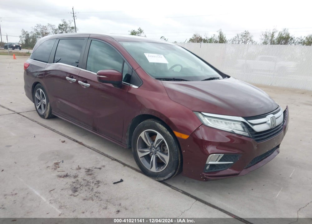 2018 HONDA ODYSSEY TOURING VIN: 5FNRL6H85JB026592