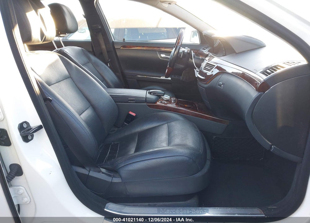 2013 MERCEDES-BENZ S 550 VIN: WDDNG7DBXDA496498
