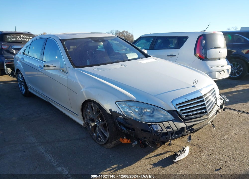2013 MERCEDES-BENZ S 550 VIN: WDDNG7DBXDA496498