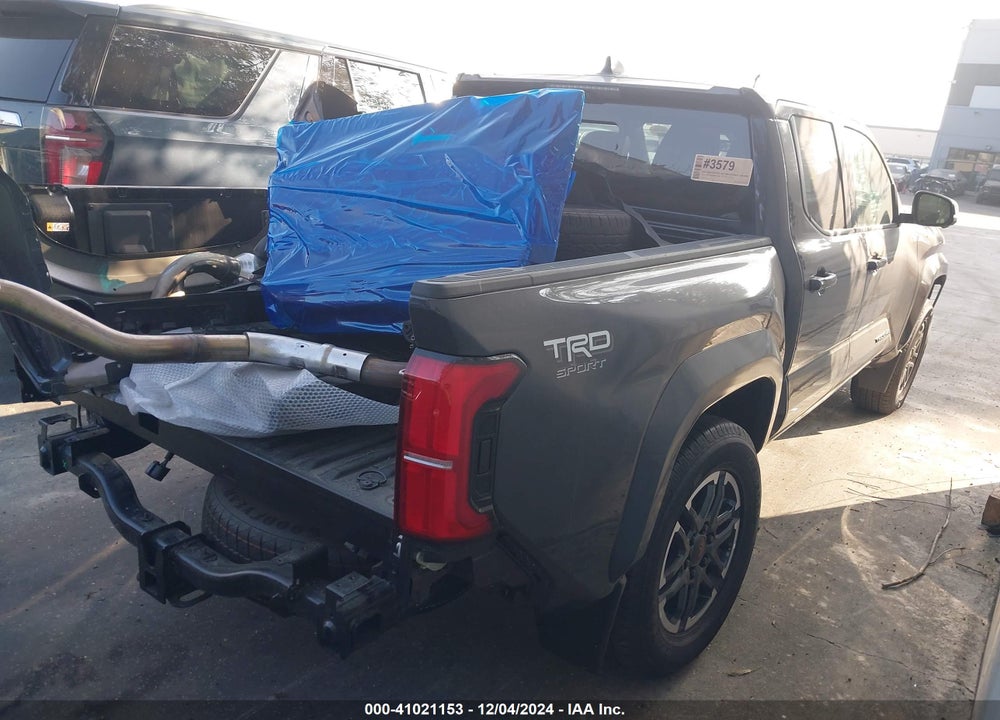 2024 TOYOTA TACOMA DOUBLE CAB/SR5/TRD SPORT/TRD OFF ROAD/LTD VIN: 3TMLB5JN0RM017034