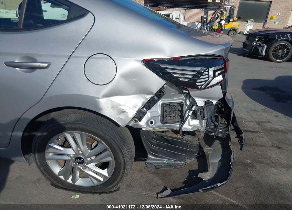 2020 HYUNDAI ELANTRA SEL VIN: 5NPD84LFXLH568491
