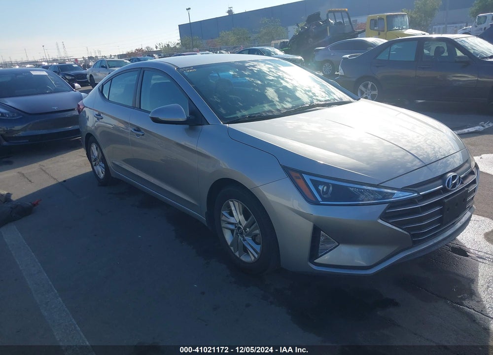 2020 HYUNDAI ELANTRA SEL VIN: 5NPD84LFXLH568491