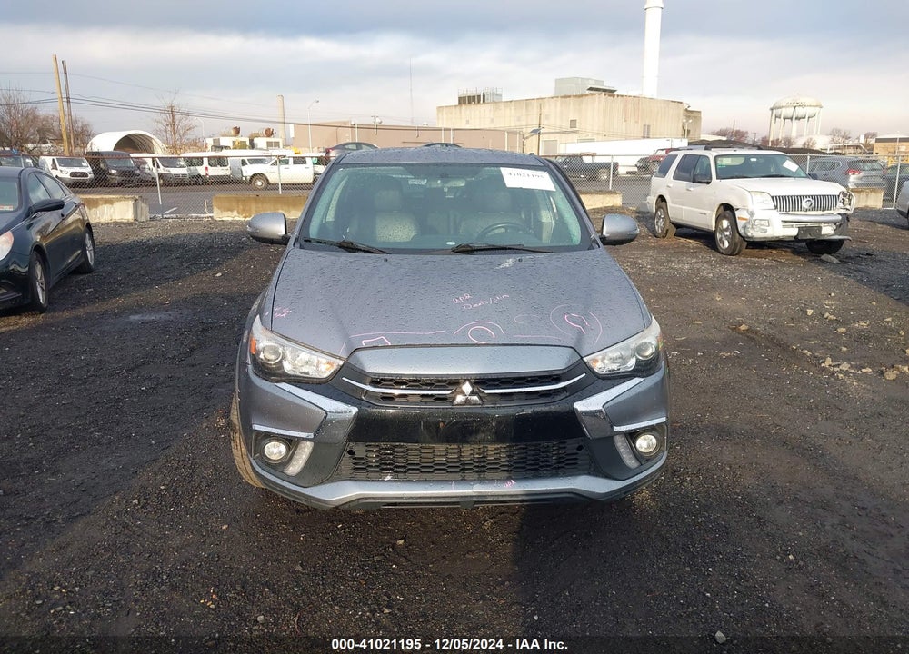 2018 MITSUBISHI OUTLANDER SPORT 2.4 SE VIN: JA4AR3AW2JU001749