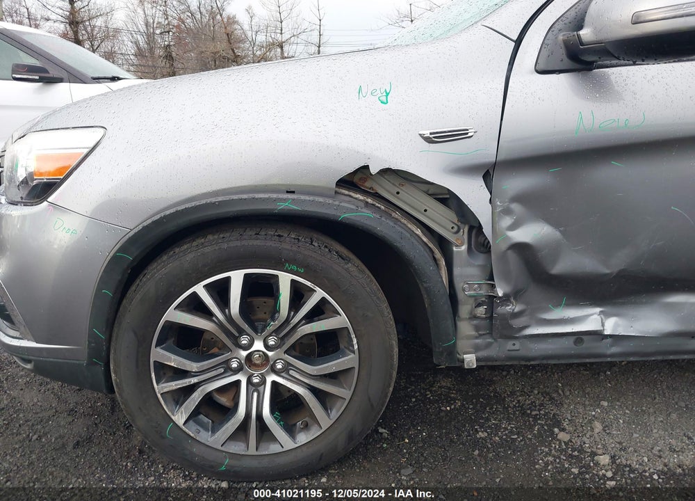 2018 MITSUBISHI OUTLANDER SPORT 2.4 SE VIN: JA4AR3AW2JU001749