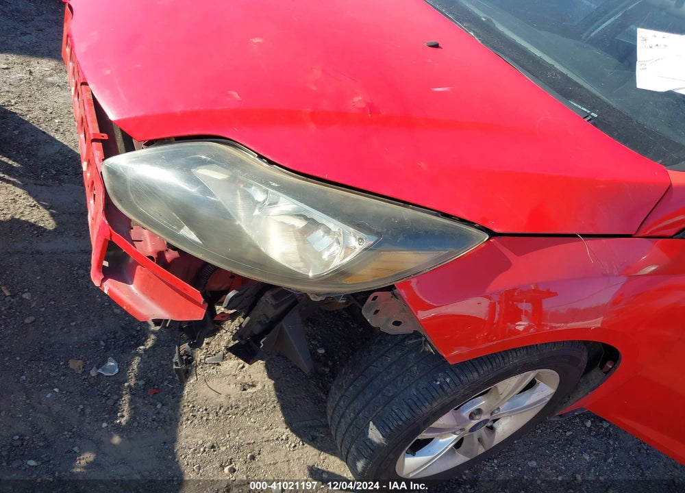 2013 FORD FOCUS SE VIN: 1FADP3K27DL338616