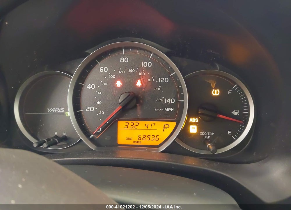2014 TOYOTA YARIS LE (TMC/CBU PLANT) VIN: JTDKTUD39ED584264