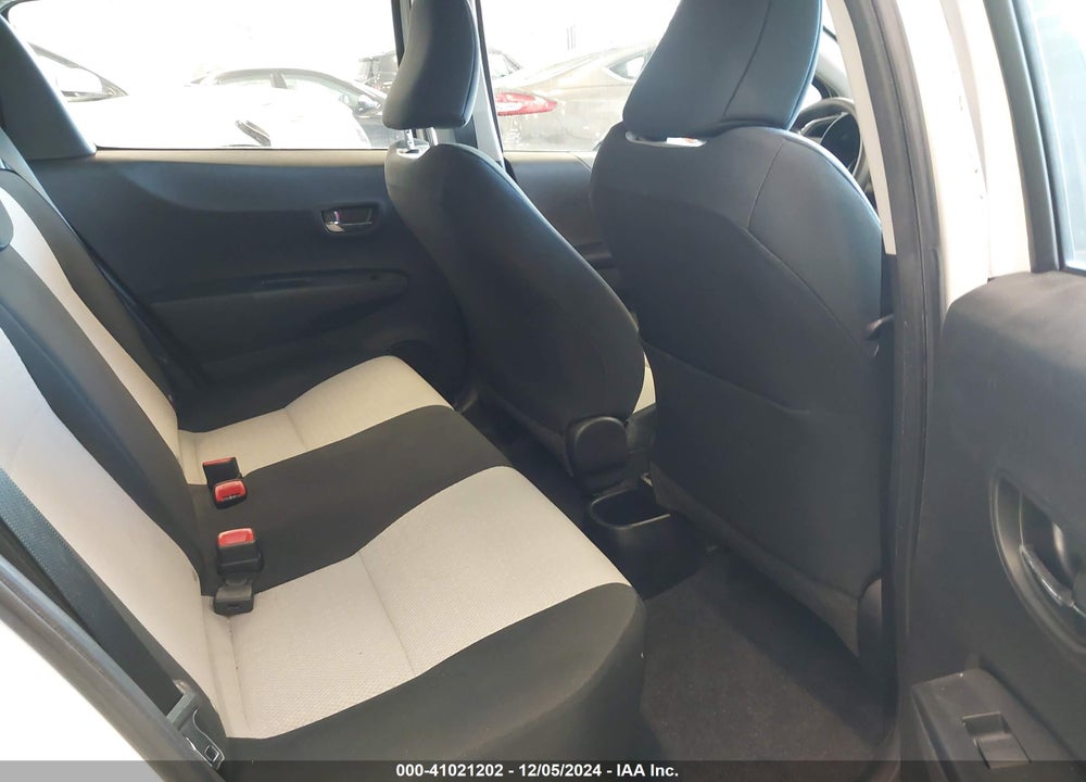 2014 TOYOTA YARIS LE (TMC/CBU PLANT) VIN: JTDKTUD39ED584264
