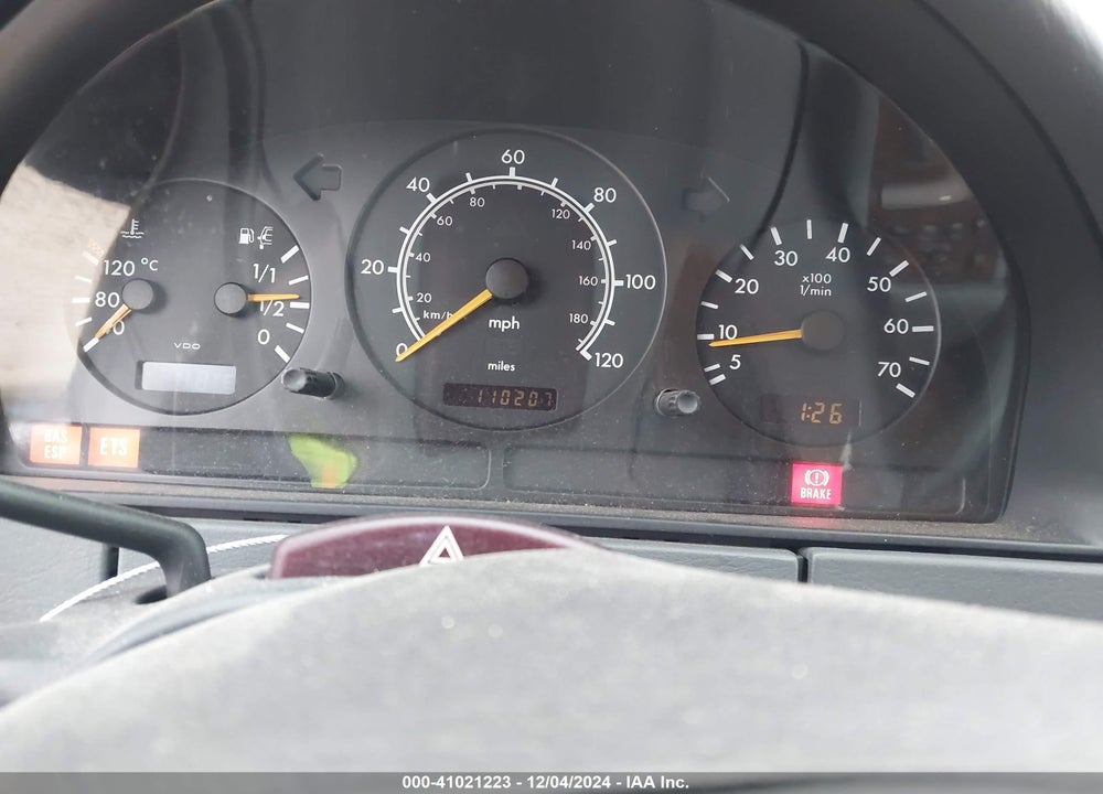 1999 MERCEDES-BENZ ML 320 VIN: 4JGAB54E4XA110163