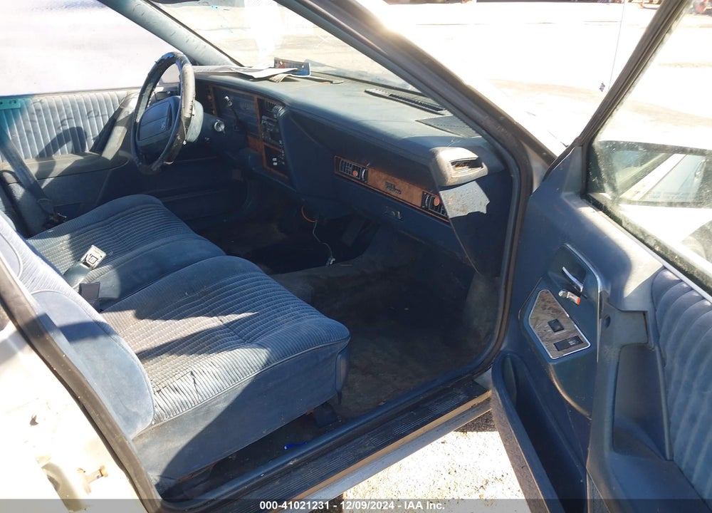 1993 BUICK CENTURY SPECIAL VIN: 1G4AG55N5P6438288