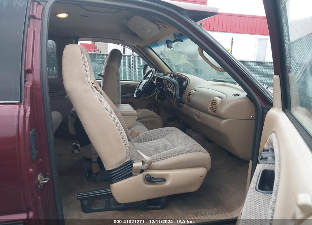 2000 DODGE RAM 1500 ST VIN: 1B7HC13Z0YJ109364