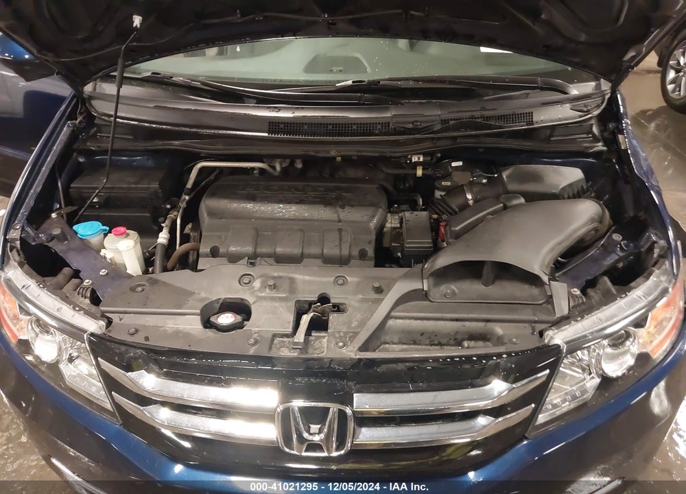 2015 HONDA ODYSSEY EX-L VIN: 5FNRL5H69FB029270