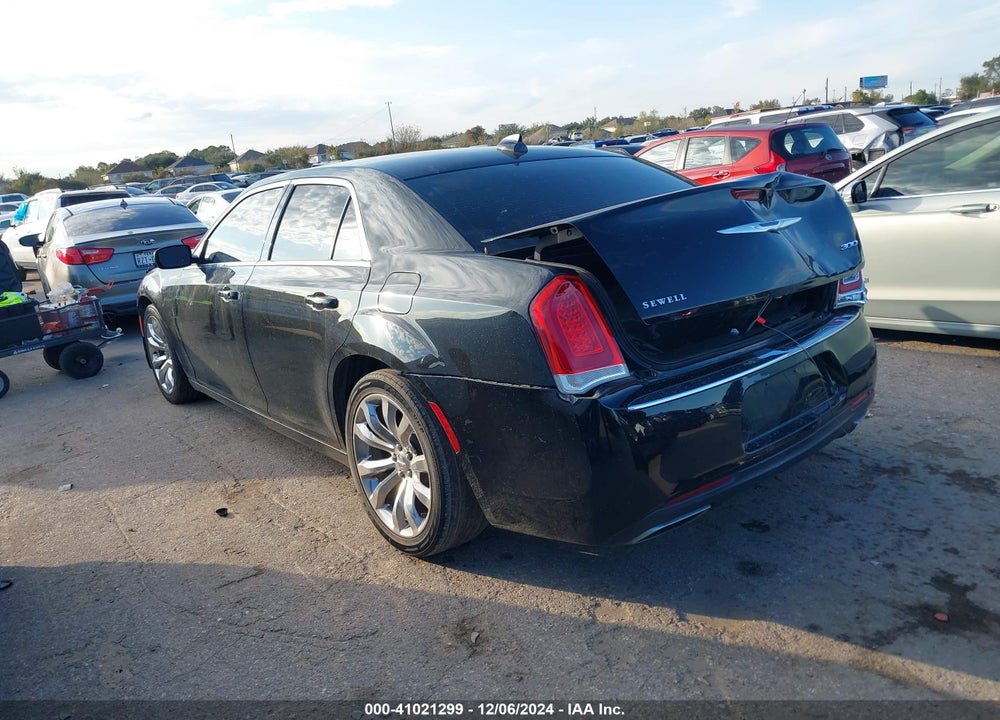 2016 CHRYSLER 300 VIN: 2C3CCAAG4GH313777