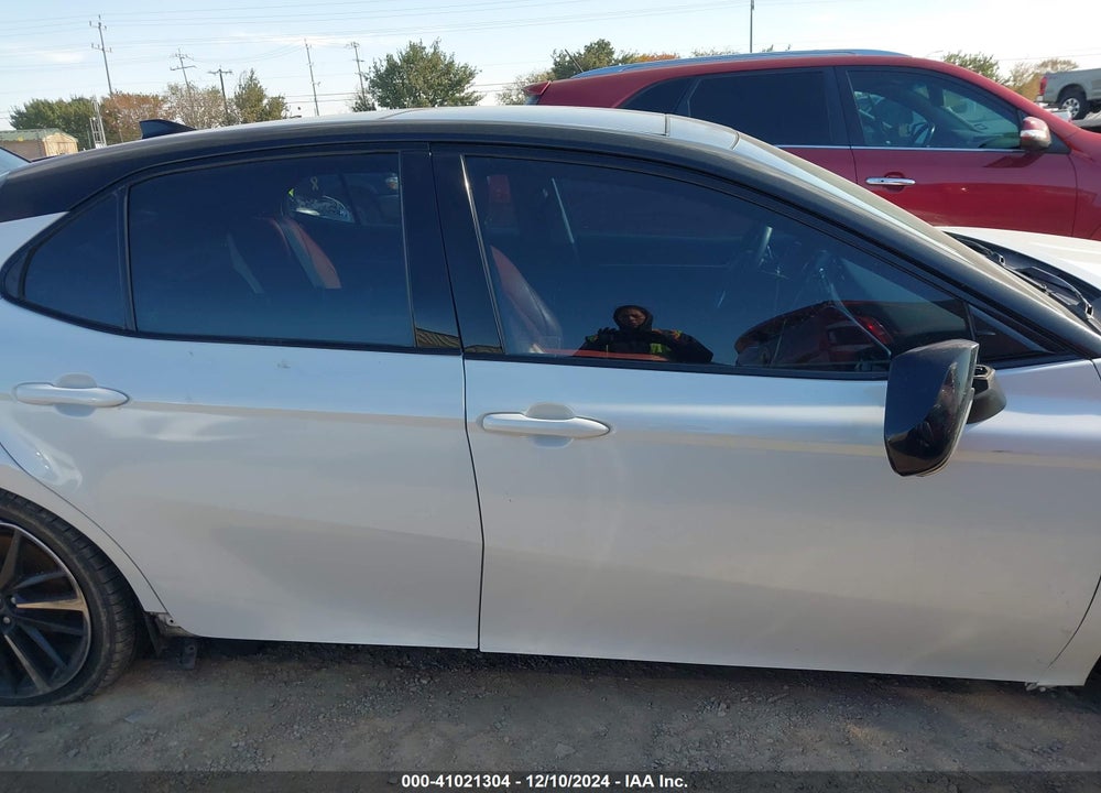 2018 TOYOTA CAMRY XSE V6 VIN: 4T1BZ1HK2JU011050