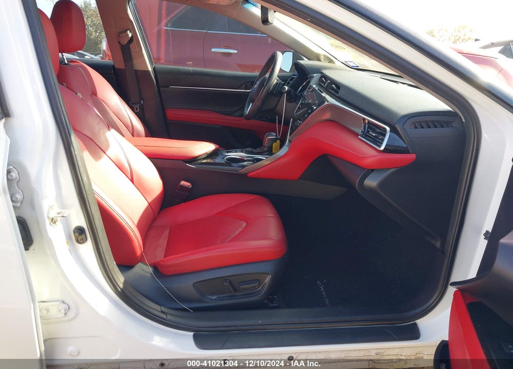 2018 TOYOTA CAMRY XSE V6 VIN: 4T1BZ1HK2JU011050