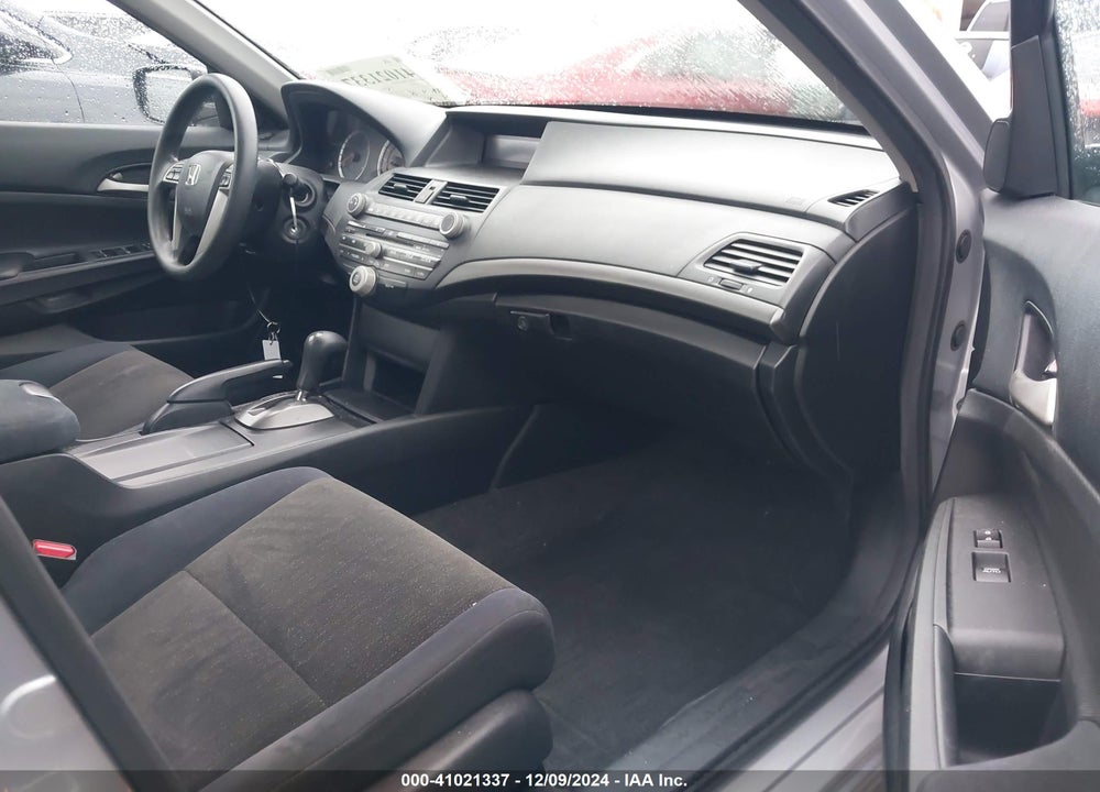 2010 HONDA ACCORD 2.4 LX-P VIN: 1HGCP2F4XAA061397