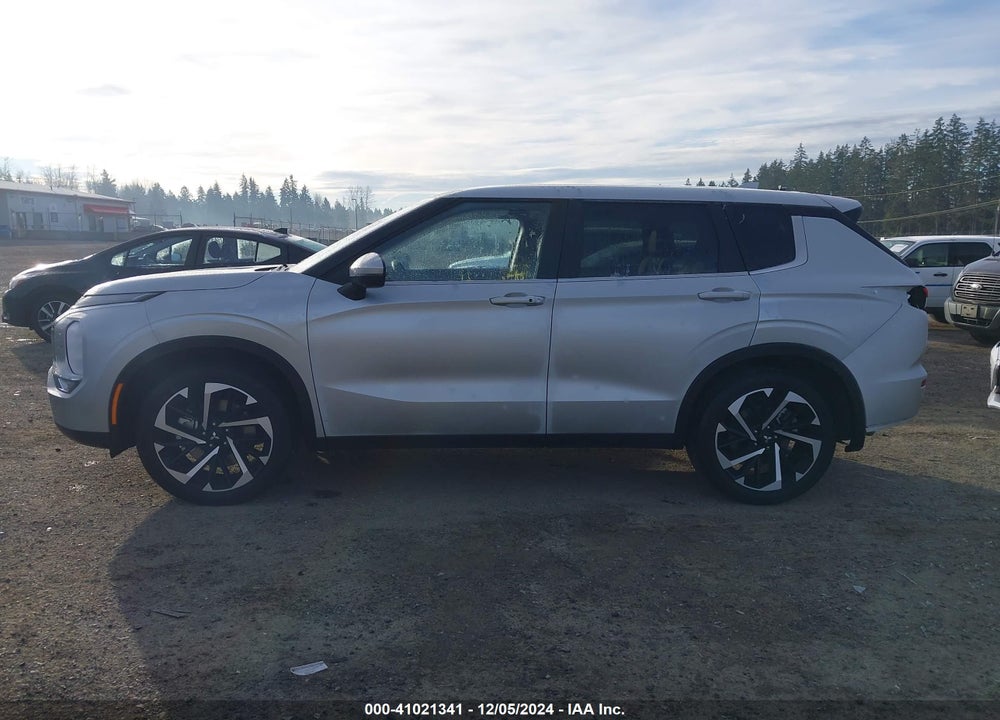 2024 MITSUBISHI OUTLANDER SE 2.5 /SE BLACK EDITION /SE BLACK EDITION W/PANO ROOF /SE RALLIART VIN: JA4J4VA81RZ080793