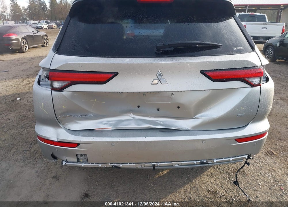 2024 MITSUBISHI OUTLANDER SE 2.5 /SE BLACK EDITION /SE BLACK EDITION W/PANO ROOF /SE RALLIART VIN: JA4J4VA81RZ080793