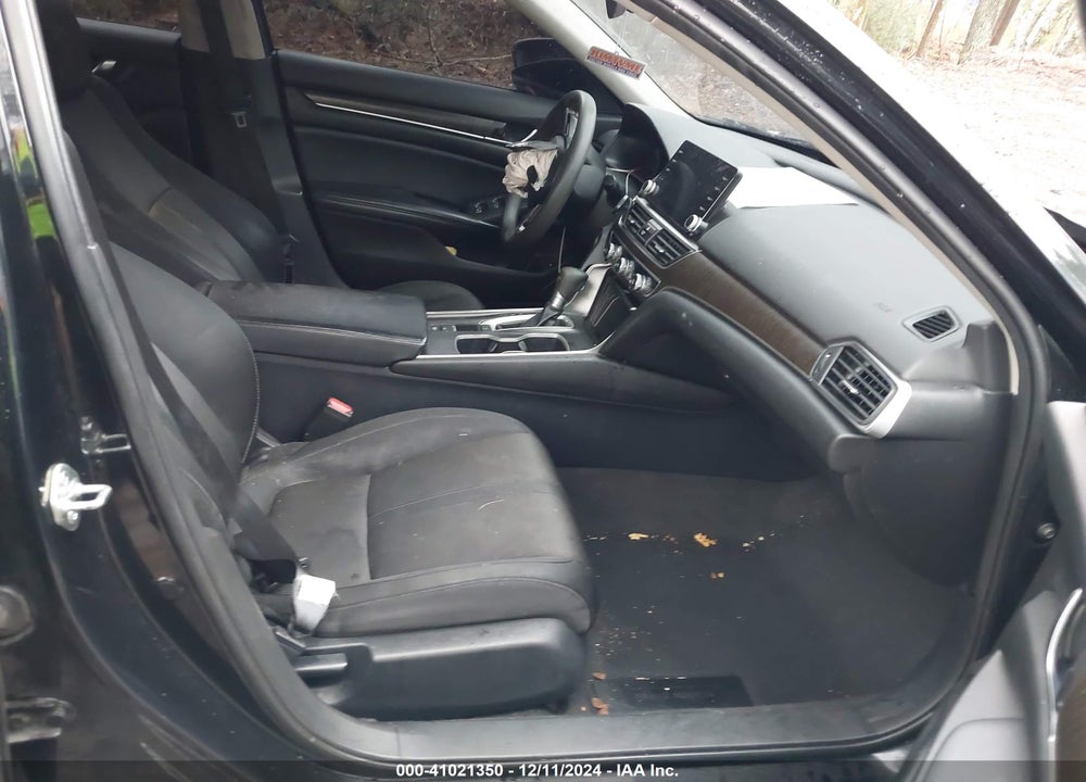 2018 HONDA ACCORD VIN: 1HGCV1F47JA250380