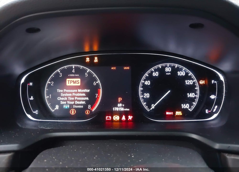 2018 HONDA ACCORD VIN: 1HGCV1F47JA250380