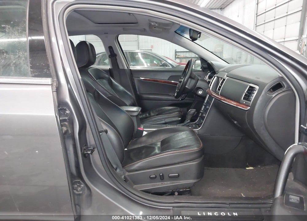 2010 LINCOLN MKZ VIN: 3LNHL2GC6AR605420