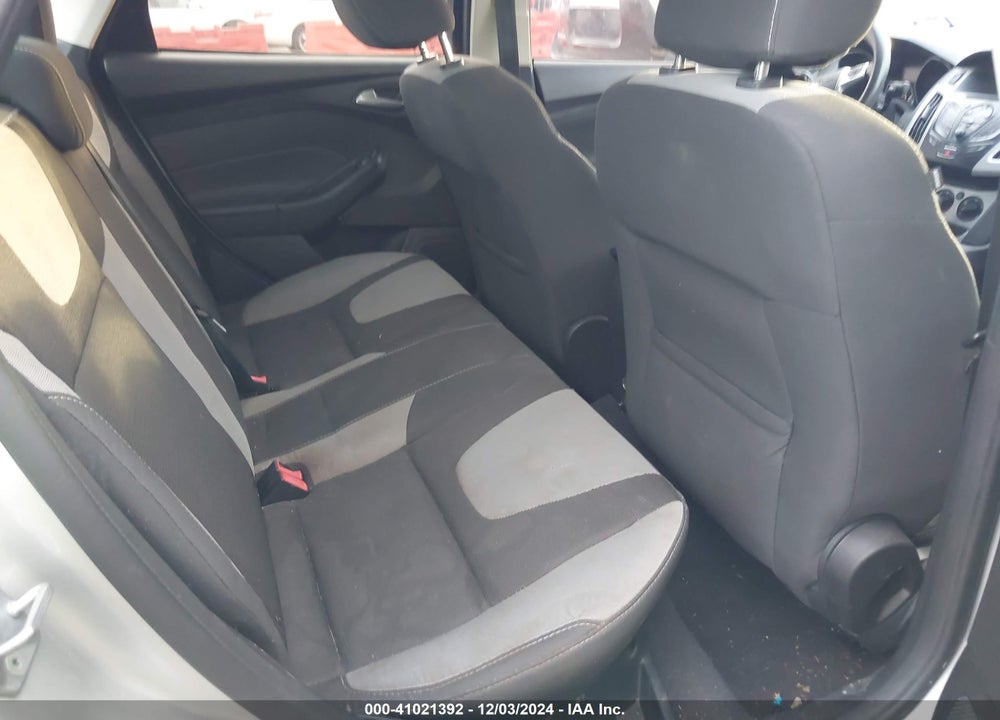 2014 FORD FOCUS SE VIN: 1FADP3F21EL130209