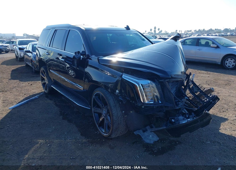 2015 CADILLAC ESCALADE LUXURY VIN: 1GYS3MKJ2FR614950