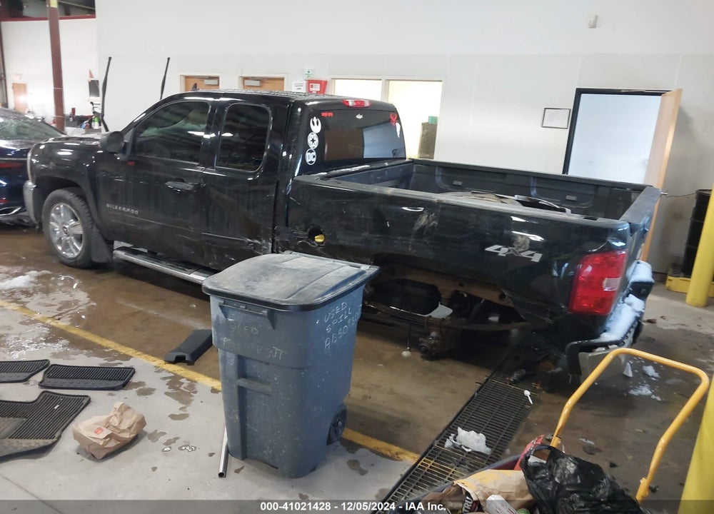 2013 CHEVROLET SILVERADO 1500 LT VIN: 1GCRKSE75DZ325702