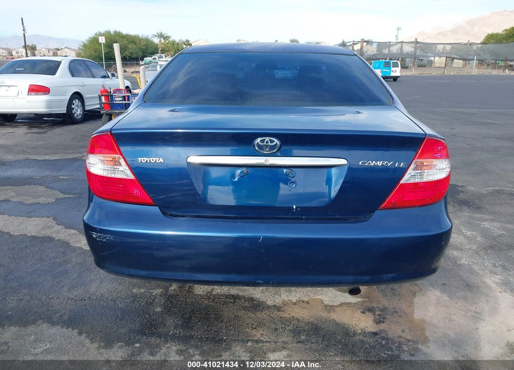 2002 TOYOTA CAMRY LE VIN: 4T1BE32K02U513315