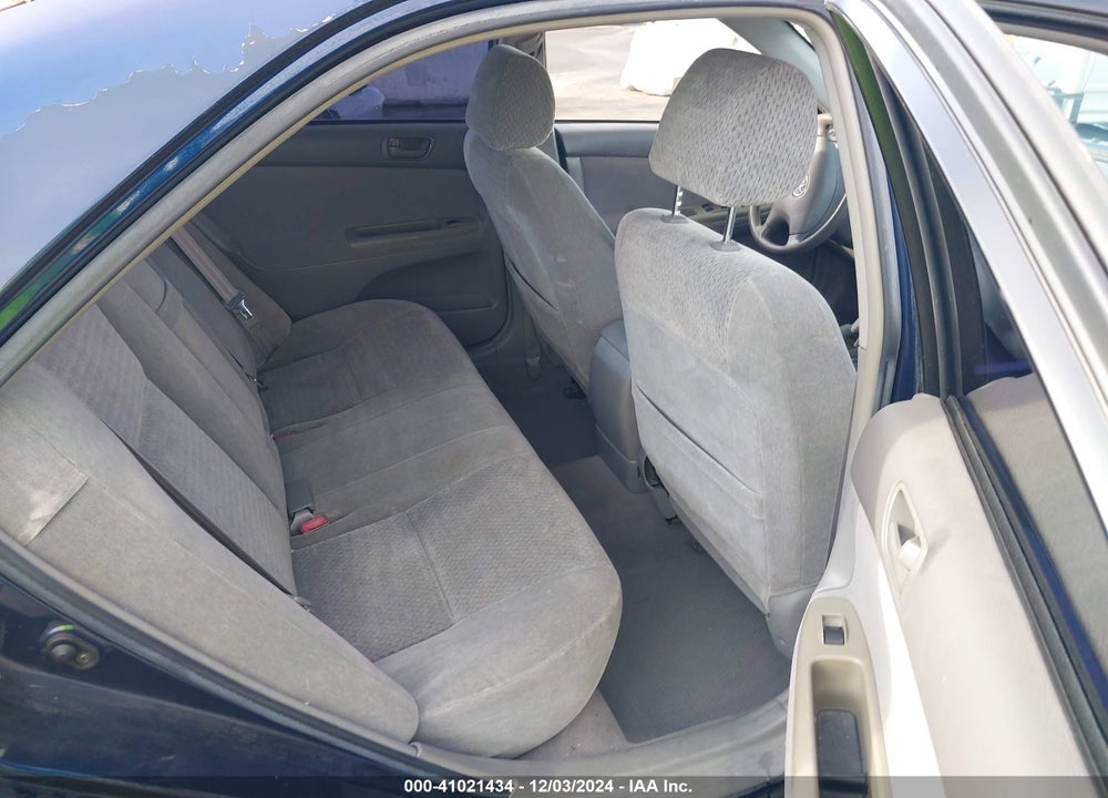 2002 TOYOTA CAMRY LE VIN: 4T1BE32K02U513315