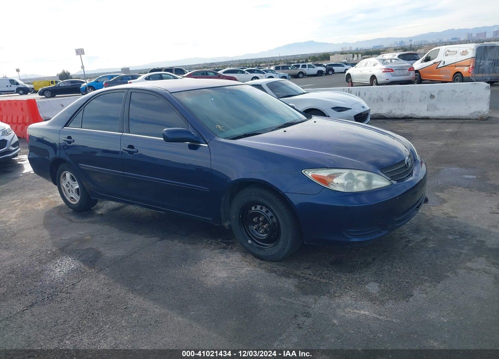 2002 TOYOTA CAMRY LE VIN: 4T1BE32K02U513315
