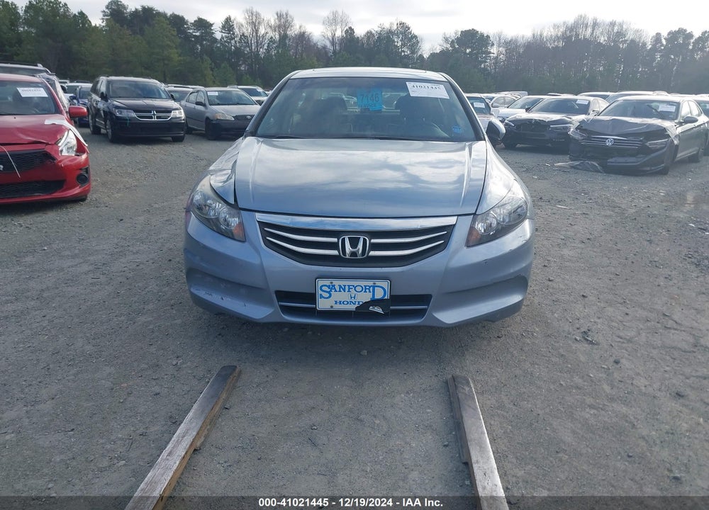 2011 HONDA ACCORD 2.4 EX-L VIN: 1HGCP2F86BA068111