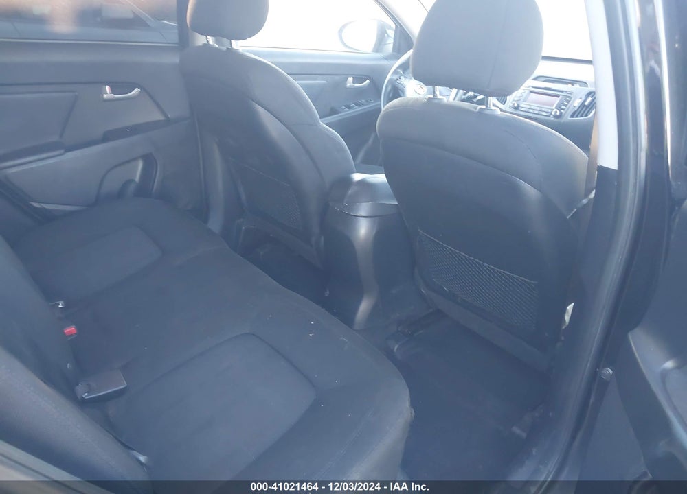 2011 KIA SPORTAGE LX VIN: KNDPBCA24B7048332
