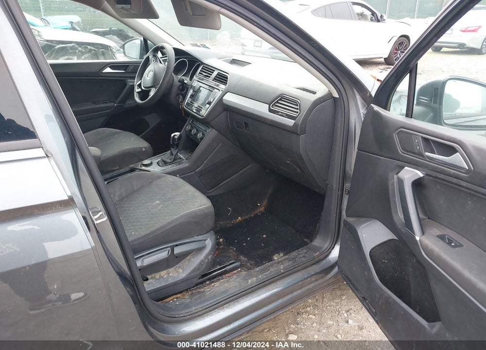 2020 VOLKSWAGEN TIGUAN 2.0T S VIN: 3VV0B7AXXLM172960