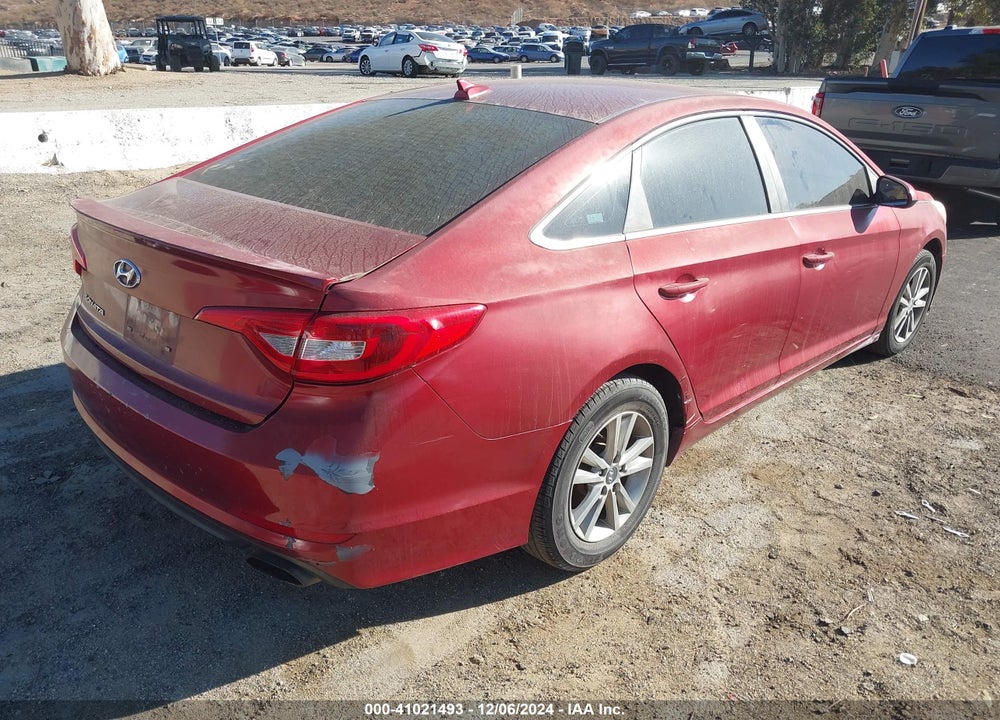 2015 HYUNDAI SONATA SE VIN: 5NPE24AF9FH007423