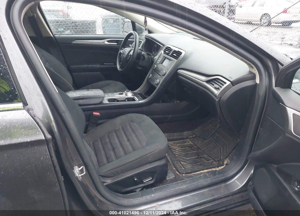2017 FORD FUSION SE VIN: 3FA6P0H79HR327683