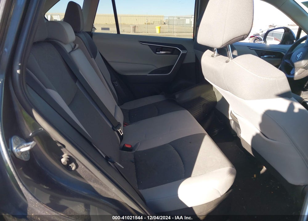 2020 TOYOTA RAV4 HYBRID XLE VIN: 4T3R6RFV9LU001497