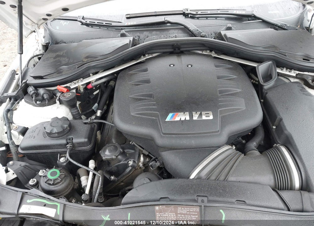 2009 BMW M3 VIN: WBSWD93579P362205