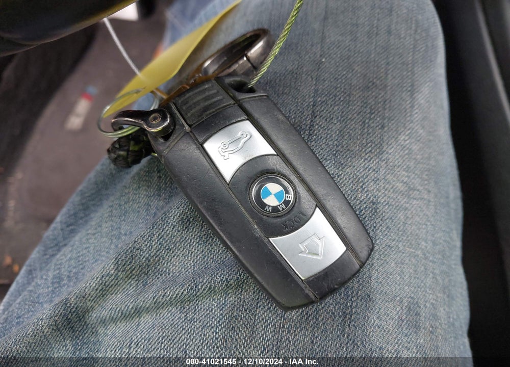 2009 BMW M3 VIN: WBSWD93579P362205