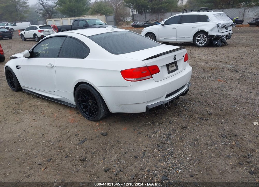 2009 BMW M3 VIN: WBSWD93579P362205
