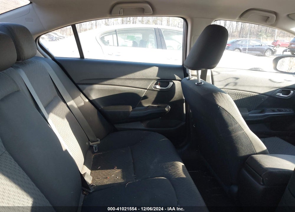 2015 HONDA CIVIC LX VIN: 19XFB2F52FE224423